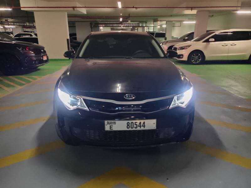 2017 Kia Optima thumbnail 6