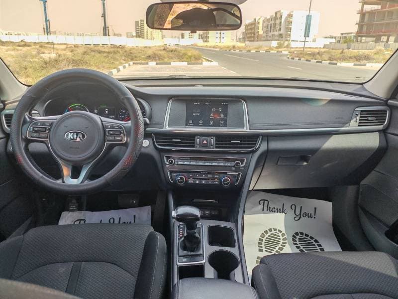 2017 Kia Optima thumbnail 8