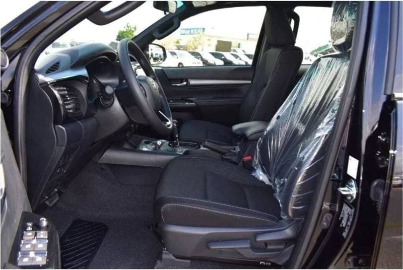 2026 Toyota Hilux ADVENTURE thumbnail 6