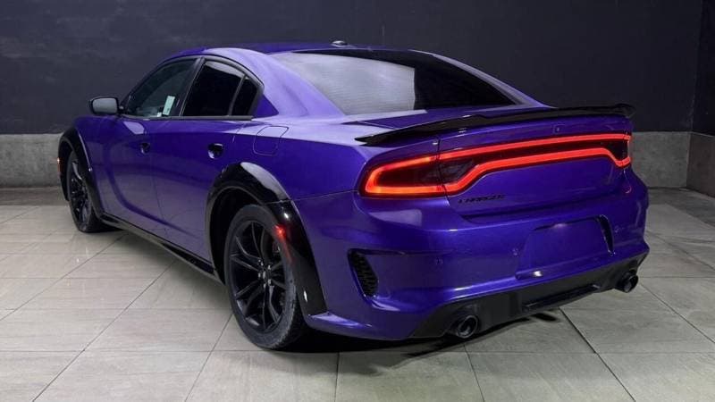 2018 Dodge Charger SXT thumbnail 3