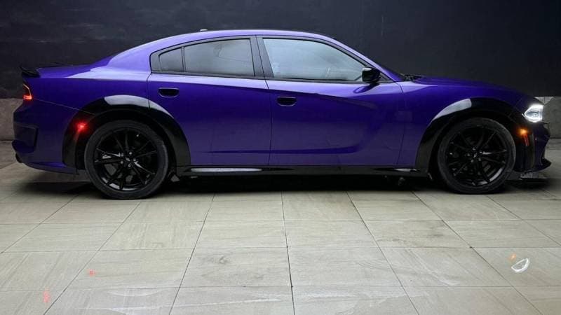 2018 Dodge Charger SXT thumbnail 2