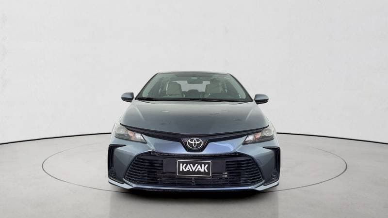 2018 Nissan Altima thumbnail 2