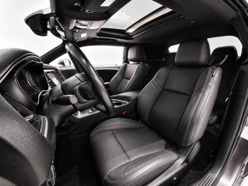 2022 Dodge Challenger SXT thumbnail 6