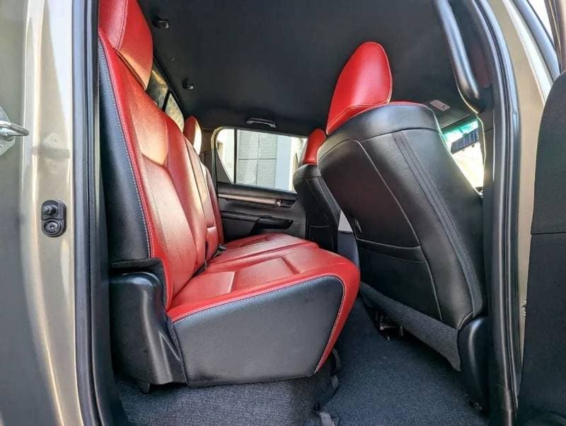 2021 Toyota Hilux ADVENTURE thumbnail 7