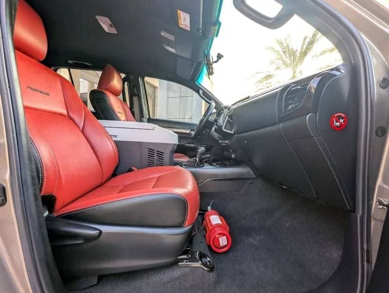 2021 Toyota Hilux ADVENTURE thumbnail 6