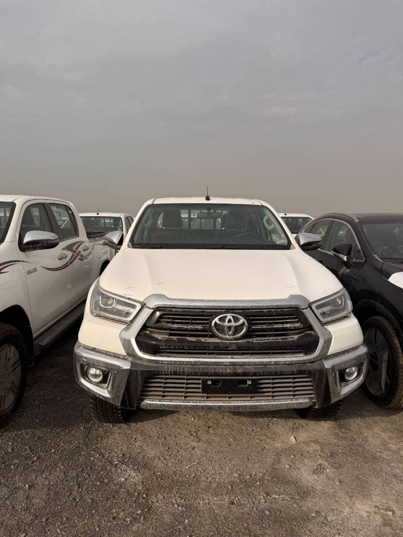 2026 Toyota Hilux SR5