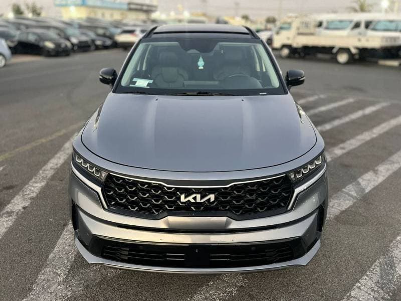 2021 Kia Sorento S thumbnail 2