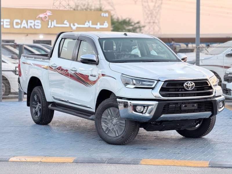 2026 Toyota Hilux GL thumbnail 3