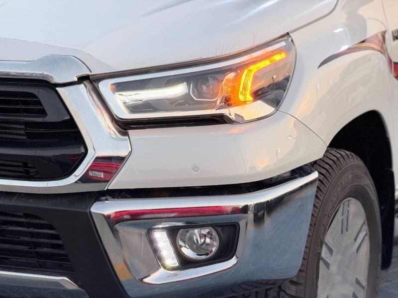 2026 Toyota Hilux GL thumbnail 7