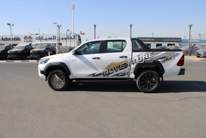 2026 Toyota Hilux ADVENTURE thumbnail 2