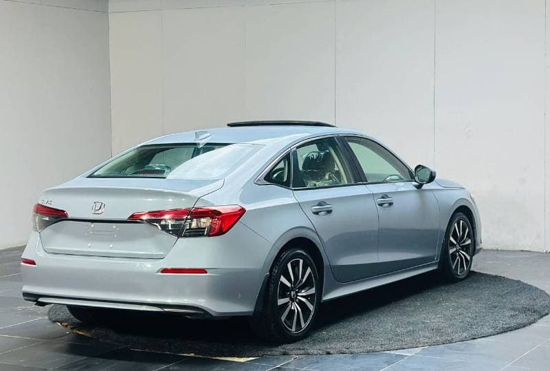 2024 Honda Civic EX thumbnail 8