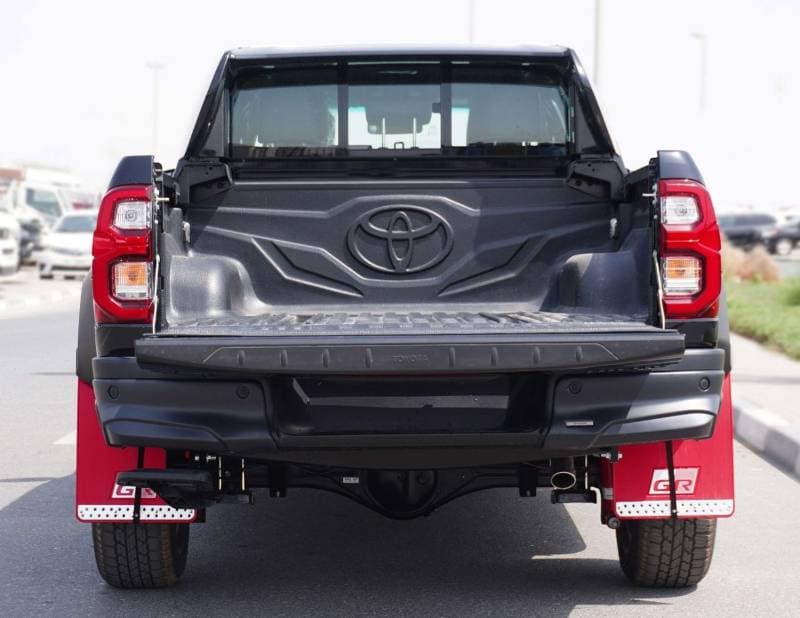 2026 Toyota Hilux GR SPORT thumbnail 5
