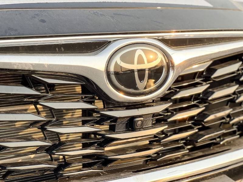 2026 Toyota Highlander LTD HEV thumbnail 8