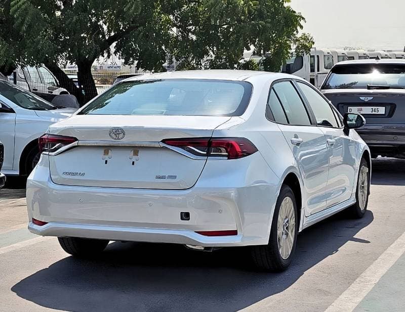 2026 Toyota Corolla XLI thumbnail 4