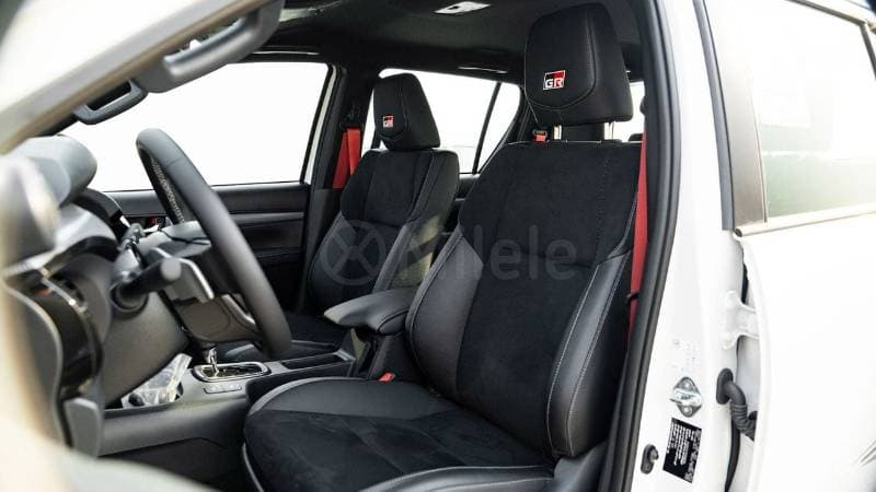 2026 Toyota Hilux GR SPORT thumbnail 8