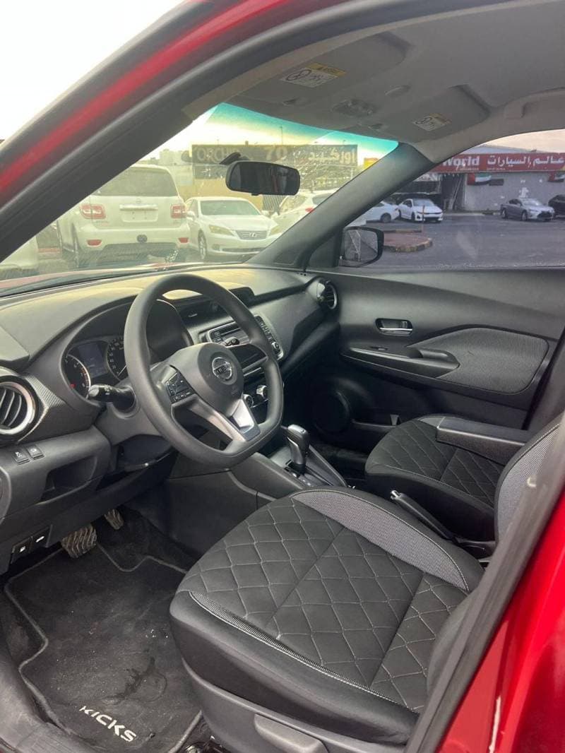 2018 Nissan Kicks SV thumbnail 8