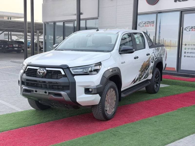 2026 Toyota Hilux ADVENTURE thumbnail 2
