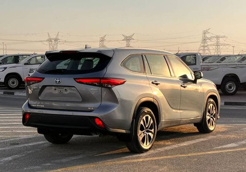 2022 Toyota Highlander thumbnail 8