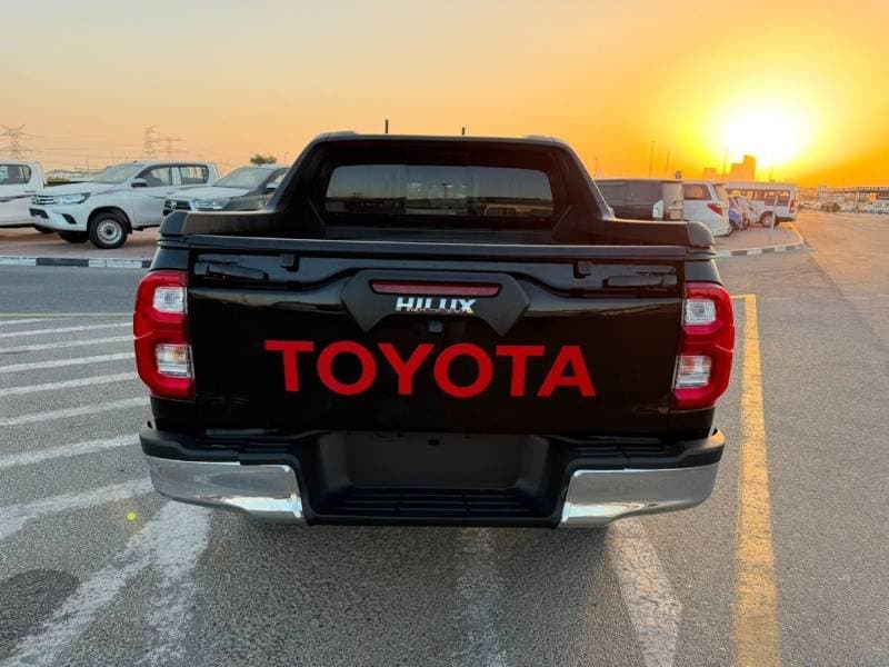 2021 Toyota Hilux ADVENTURE thumbnail 8