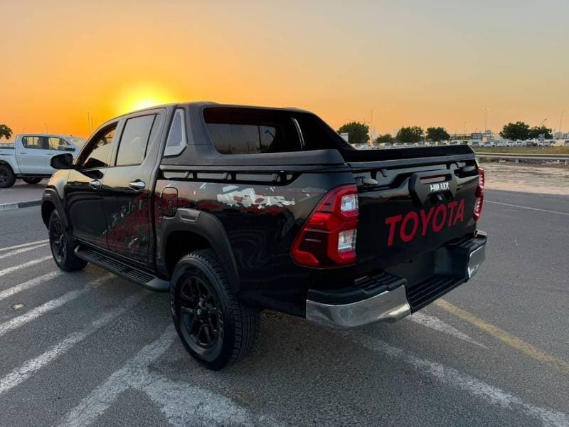 2021 Toyota Hilux ADVENTURE thumbnail 6