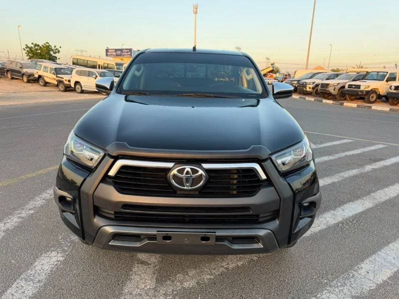 2021 Toyota Hilux ADVENTURE thumbnail 3