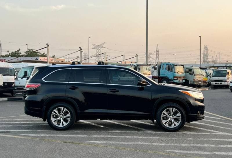 2014 Toyota Highlander thumbnail 3
