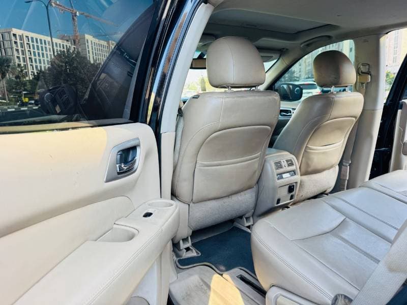 2014 Nissan Pathfinder SL thumbnail 8