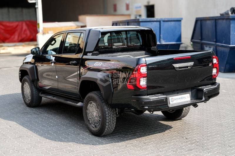 2026 Toyota Hilux GR SPORT thumbnail 5