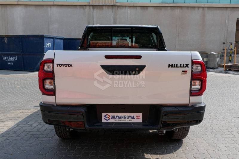 2026 Toyota Hilux GR SPORT thumbnail 6