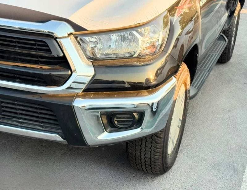 2026 Toyota Hilux 2.7L PETROL thumbnail 6