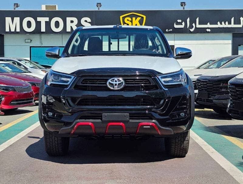 2026 Toyota Hilux SR5 TRD 4.0L PETROL thumbnail 2