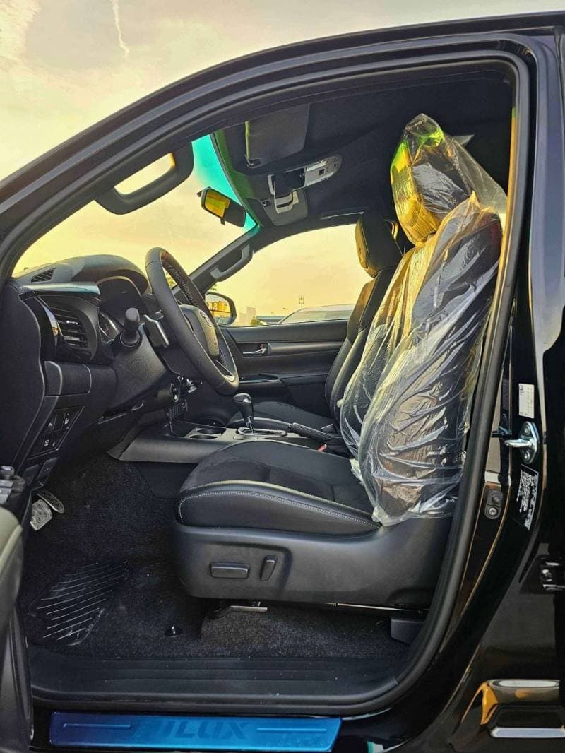 2026 Toyota Hilux GR SPORT 4.0L PETROL thumbnail 8