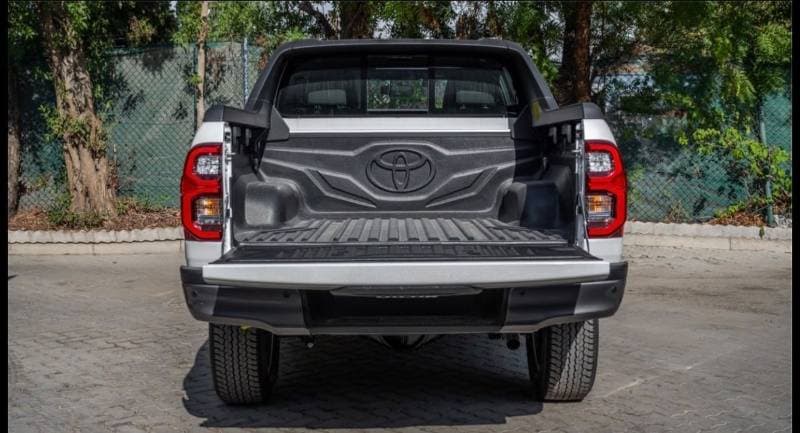 2026 Toyota Hilux ADVENTURE thumbnail 7