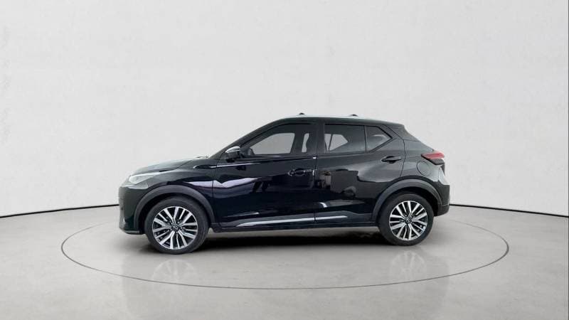 2024 Nissan Kicks SL thumbnail 3