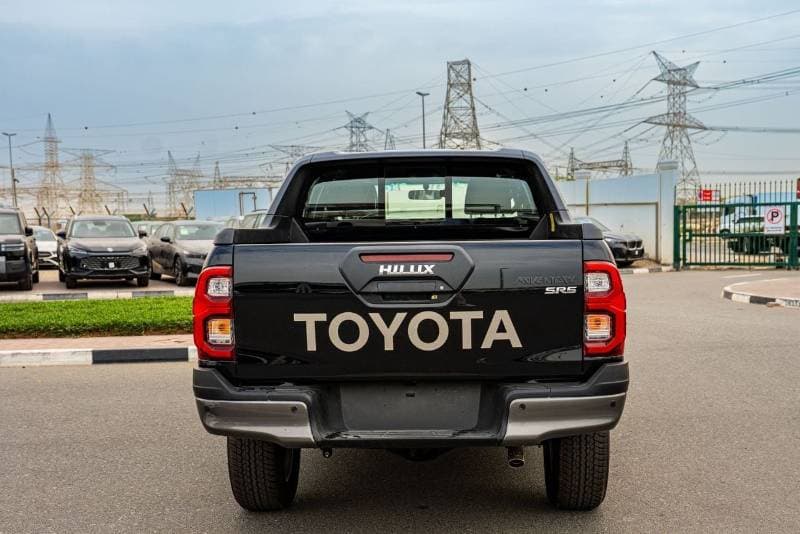 2026 Toyota Hilux ADVENTURE thumbnail 3
