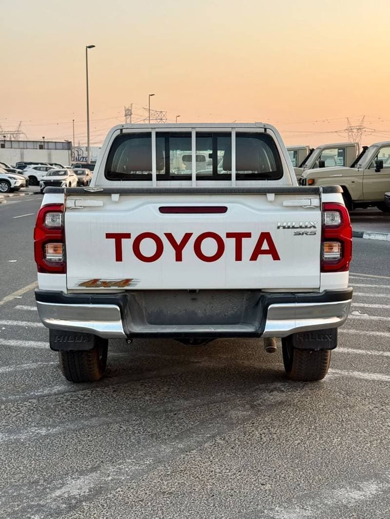 2026 Toyota Hilux SR5 thumbnail 5