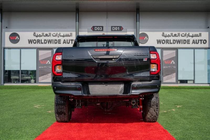 2026 Toyota Hilux GR SPORT thumbnail 5