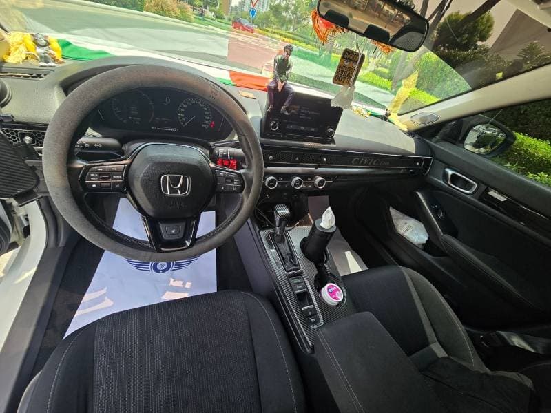 2024 Honda Civic EX thumbnail 3