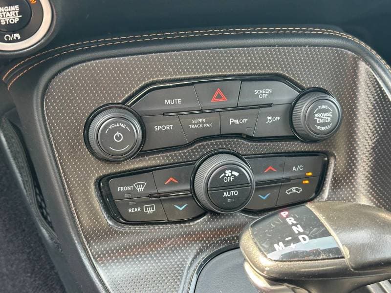 2020 Dodge Challenger SXT thumbnail 7