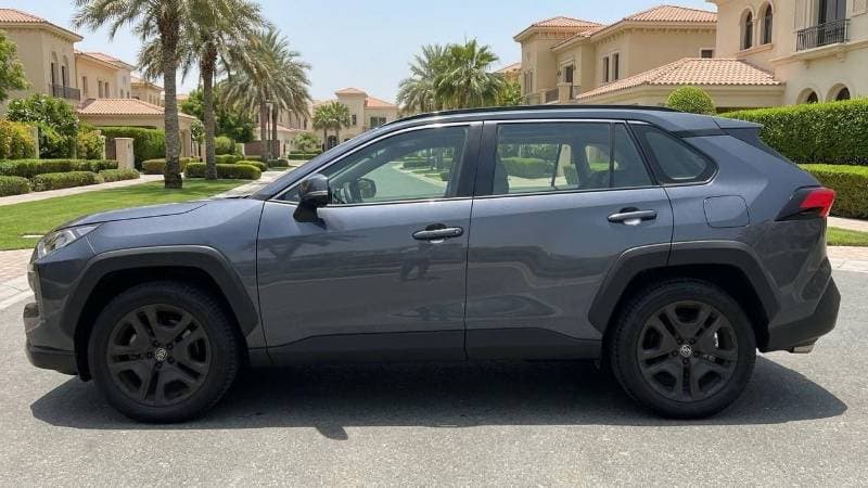 2024 Toyota RAV4 ADVENTURE thumbnail 5