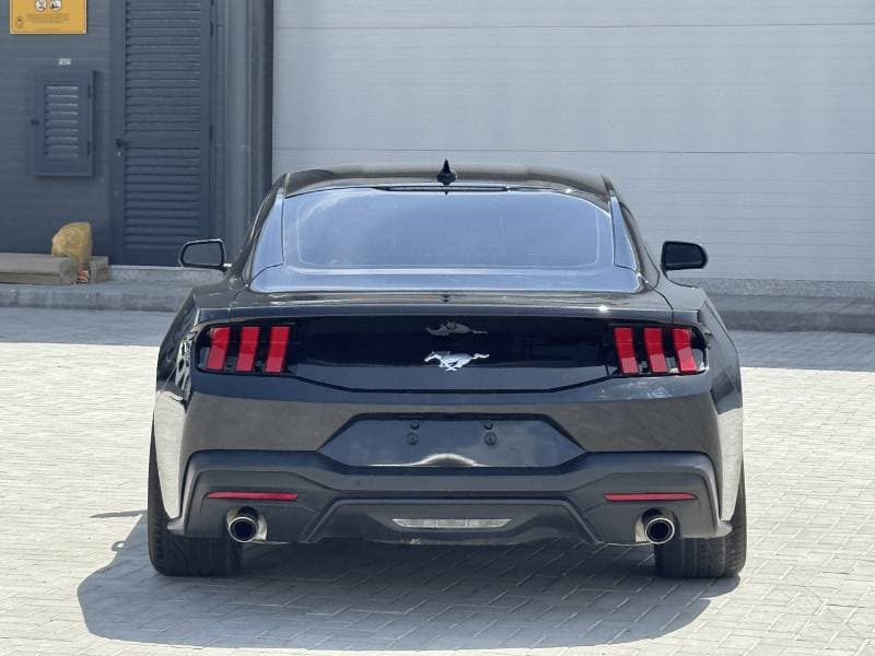 2025 Ford Mustang STANDARD thumbnail 6