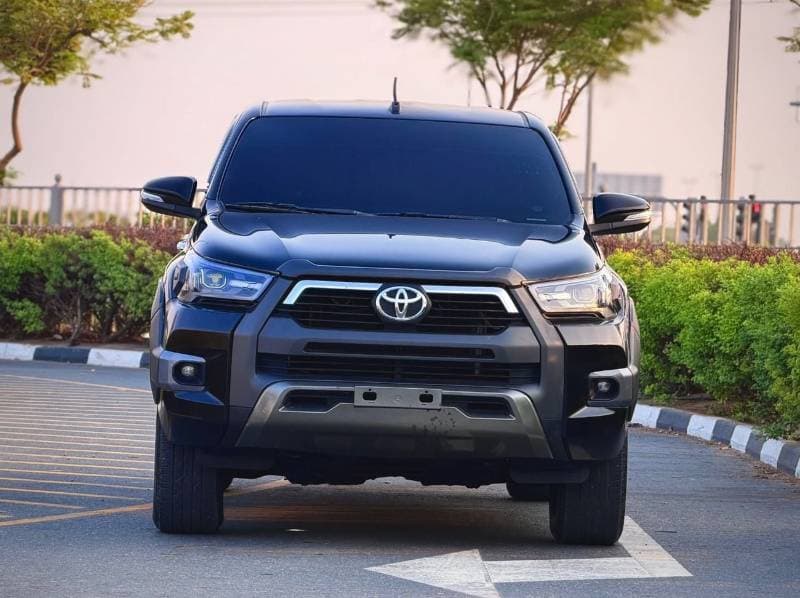 2017 Toyota Hilux GLX thumbnail 6