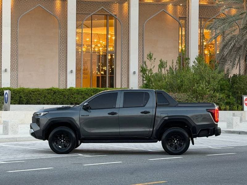 2019 Toyota Hilux GLX thumbnail 6