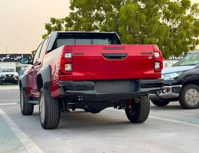 2026 Toyota Hilux GR SPORT thumbnail 3