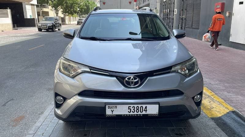 2018 Toyota RAV4 EX thumbnail 2