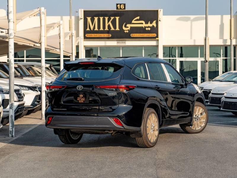 2026 Toyota Highlander thumbnail 5