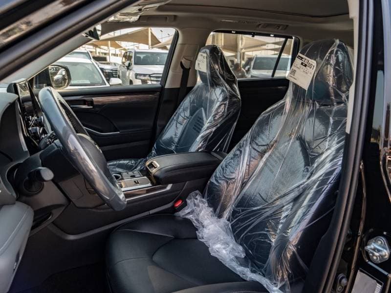 2026 Toyota Highlander thumbnail 8