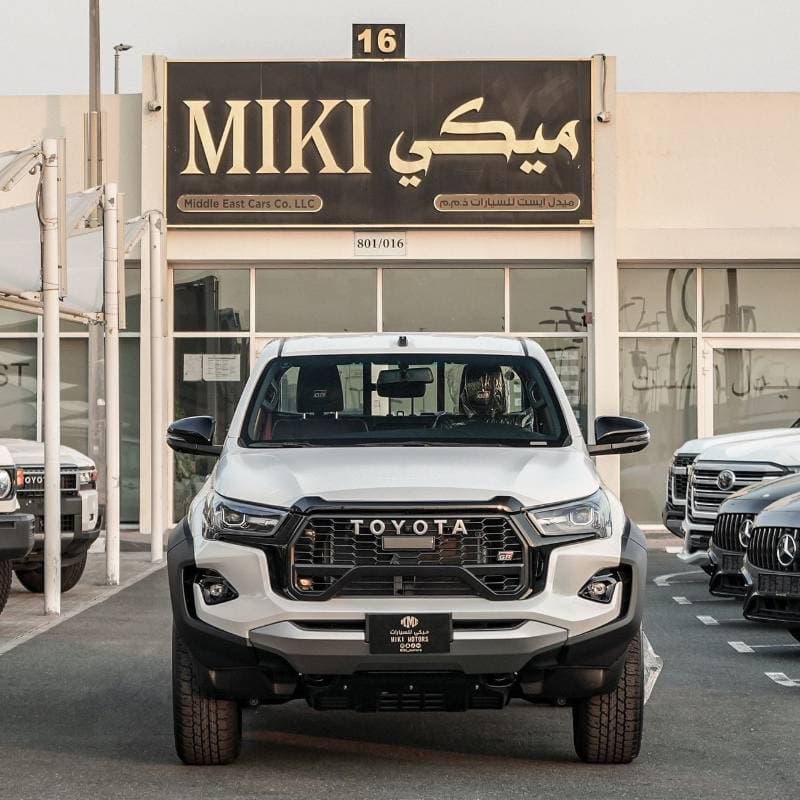 2026 Toyota Hilux GR SPORT thumbnail 2