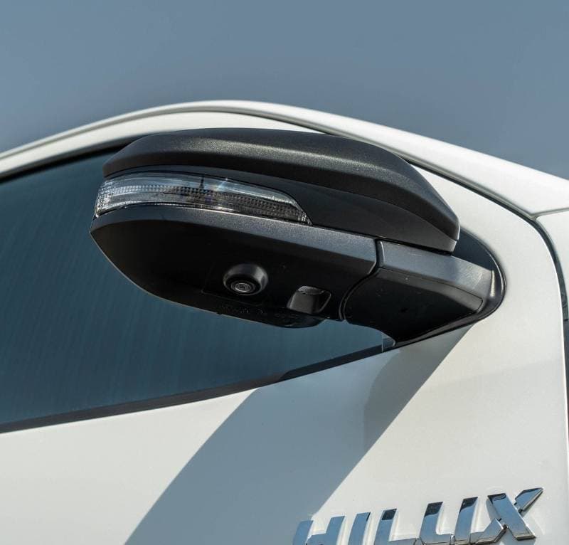 2026 Toyota Hilux ADVENTURE thumbnail 5