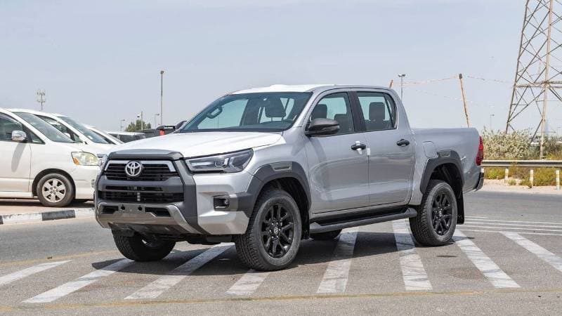 2026 Toyota Hilux ADVENTURE thumbnail 3